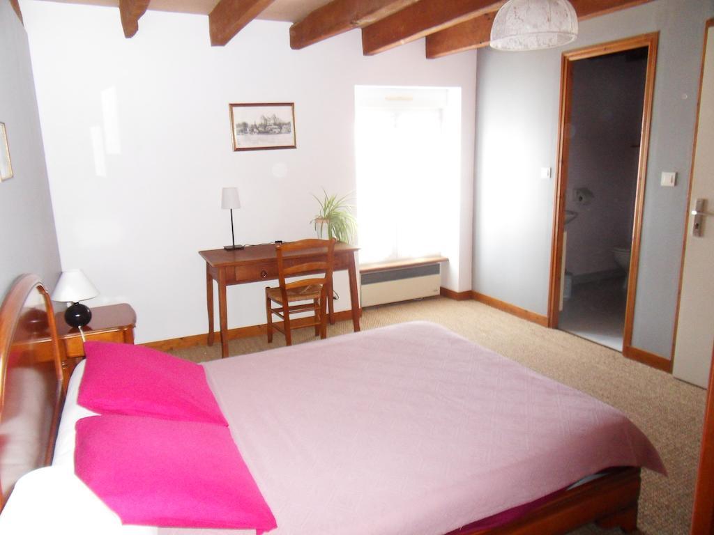 Maison De La Croix Galliot Bed & Breakfast Cherrueix Room photo